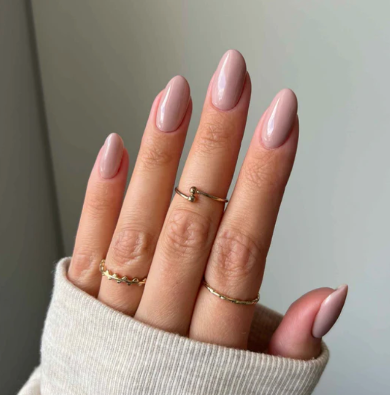 Elegant Nude Pink Almond Nails