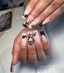 Spooky Chic Spider Web and Bat Nail